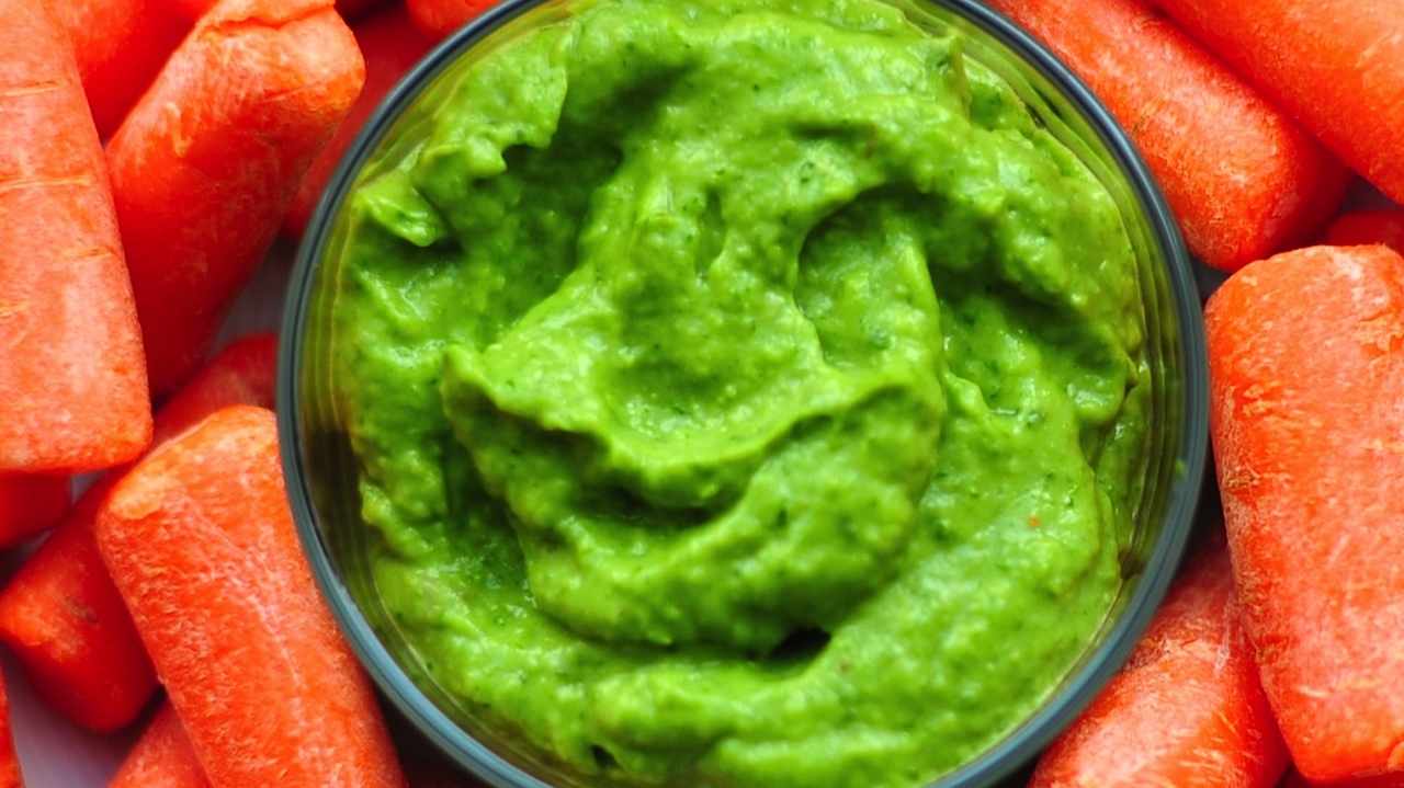 Neon Avocado and Spinach Dip